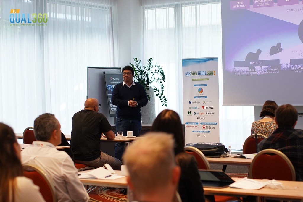 Tiankai Feng presenting at the MRMW QUAL360 EU conference